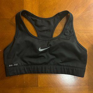 Nike sports bra xs